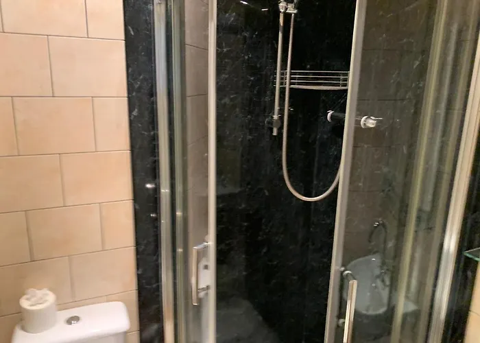 York Guest House 3*
