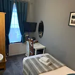 Queen Anne's Hotel 3*