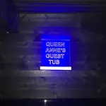 Queen Anne's 3* York