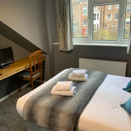 Queen Anne's Hotel 3*