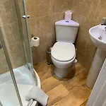 York Guest House Отель Йорк